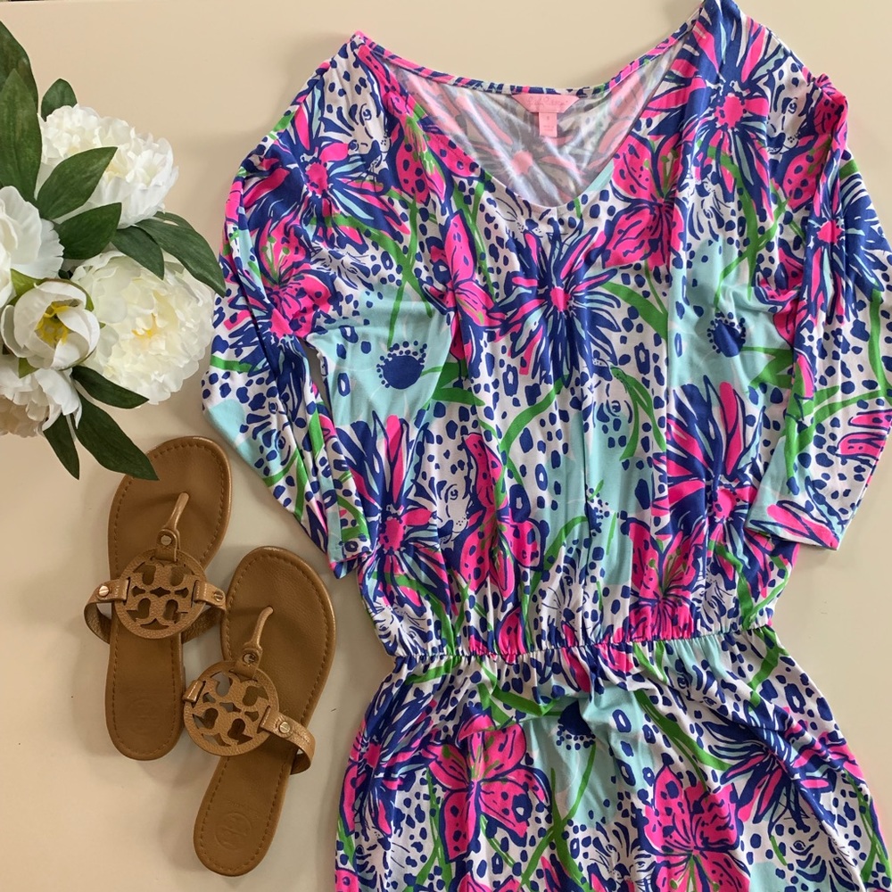 SOLD - EUC size S Lilly Pulitzer Cara Dolman dress